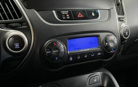 Hyundai ix35 I рестайлинг, 2010 год, 998 000 рублей, 18 фотография