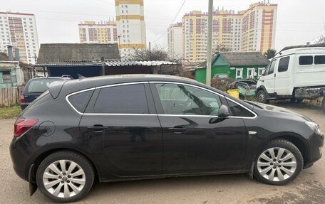 Opel Astra J, 2010 год, 530 000 рублей, 3 фотография