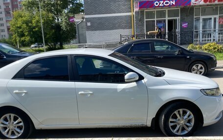 KIA Cerato III, 2010 год, 690 000 рублей, 3 фотография