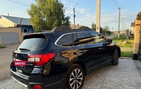 Subaru Outback IV рестайлинг, 2015 год, 2 100 000 рублей, 2 фотография