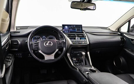 Lexus NX I, 2017 год, 2 787 077 рублей, 6 фотография