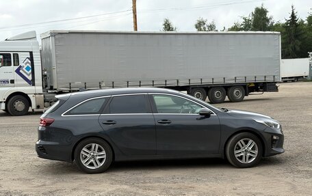 KIA cee'd III, 2019 год, 1 750 000 рублей, 3 фотография