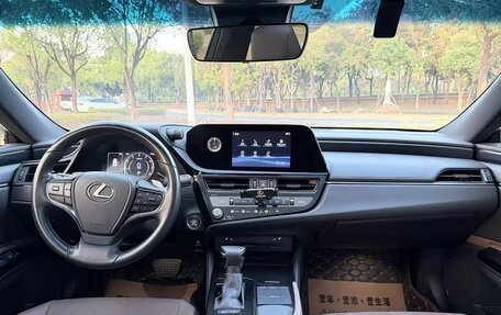 Lexus ES VII, 2022 год, 4 000 044 рублей, 8 фотография