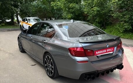 BMW 5 серия, 2014 год, 1 950 000 рублей, 5 фотография