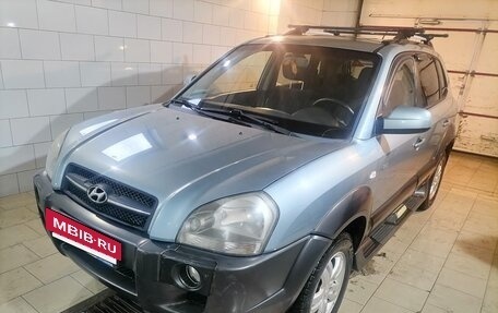 Hyundai Tucson III, 2007 год, 820 000 рублей, 2 фотография
