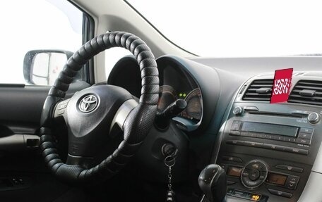 Toyota Auris II, 2008 год, 600 000 рублей, 11 фотография