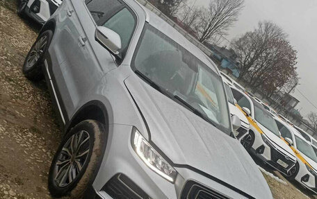 Geely Atlas, 2022 год, 1 940 000 рублей, 2 фотография