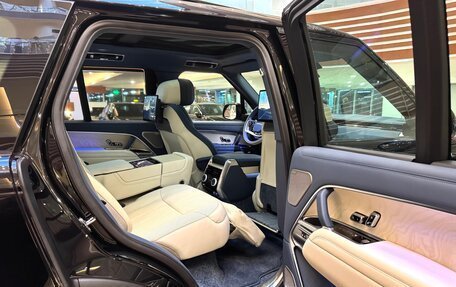 Land Rover Range Rover IV рестайлинг, 2025 год, 30 990 000 рублей, 25 фотография