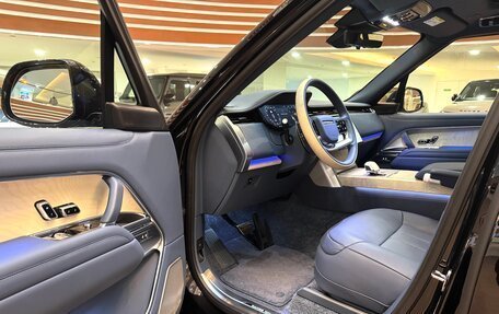 Land Rover Range Rover IV рестайлинг, 2025 год, 30 990 000 рублей, 31 фотография