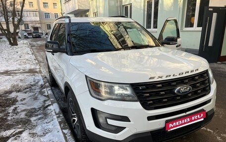 Ford Explorer VI, 2015 год, 2 550 000 рублей, 2 фотография