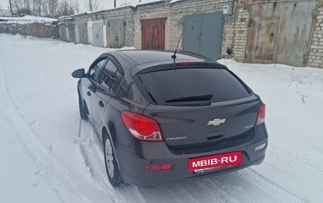 Chevrolet Cruze II, 2012 год, 650 000 рублей, 3 фотография