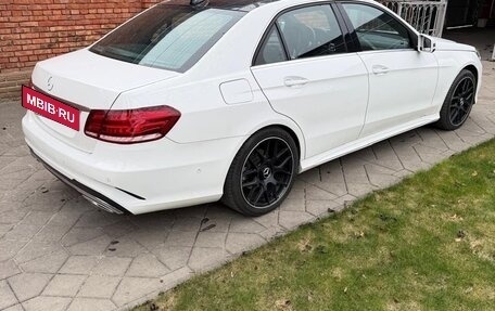 Mercedes-Benz E-Класс, 2015 год, 2 375 000 рублей, 24 фотография