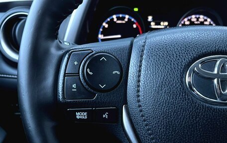 Toyota RAV4, 2018 год, 2 700 000 рублей, 10 фотография