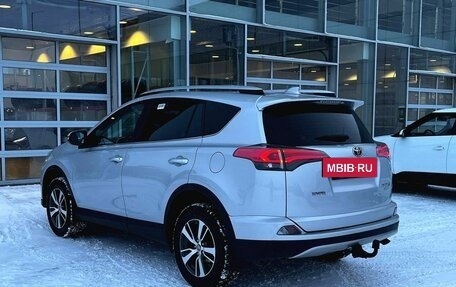 Toyota RAV4, 2018 год, 2 700 000 рублей, 5 фотография
