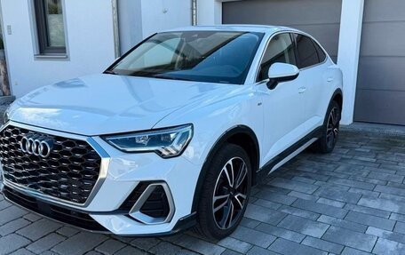 Audi Q3 Sportback, 2022 год, 2 900 000 рублей, 2 фотография