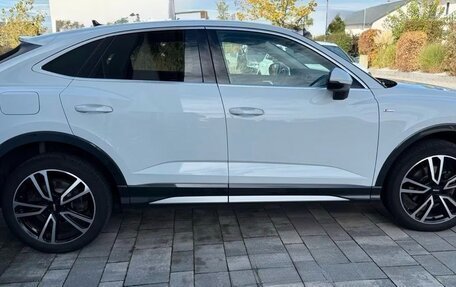 Audi Q3 Sportback, 2022 год, 2 900 000 рублей, 5 фотография