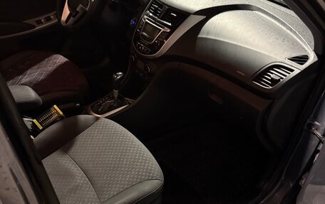 Hyundai Solaris II рестайлинг, 2012 год, 970 000 рублей, 6 фотография