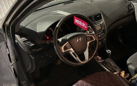 Hyundai Solaris II рестайлинг, 2012 год, 970 000 рублей, 5 фотография
