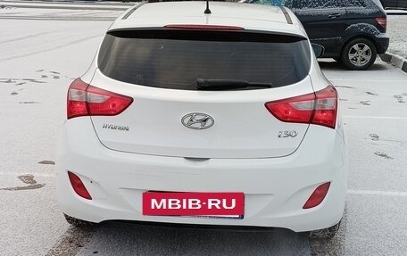 Hyundai i30 II рестайлинг, 2012 год, 815 000 рублей, 2 фотография