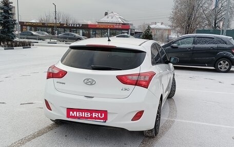 Hyundai i30 II рестайлинг, 2012 год, 815 000 рублей, 3 фотография