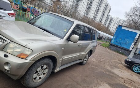 Mitsubishi Pajero III рестайлинг, 2003 год, 960 000 рублей, 2 фотография