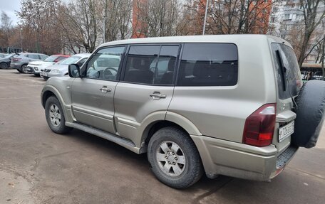 Mitsubishi Pajero III рестайлинг, 2003 год, 960 000 рублей, 3 фотография