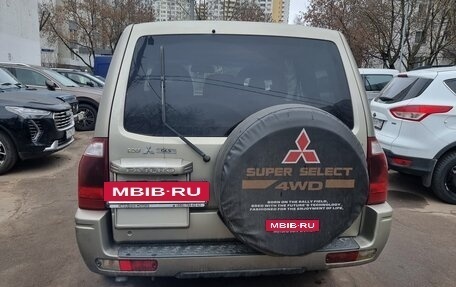 Mitsubishi Pajero III рестайлинг, 2003 год, 960 000 рублей, 4 фотография