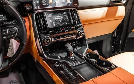 Lexus LX, 2025 год, 21 990 000 рублей, 13 фотография