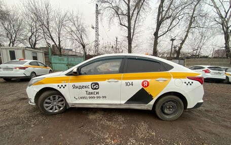 Hyundai Solaris II рестайлинг, 2020 год, 800 000 рублей, 1 фотография