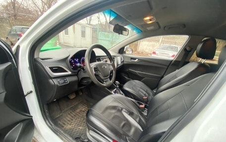 Hyundai Solaris II рестайлинг, 2020 год, 800 000 рублей, 6 фотография