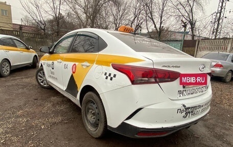 Hyundai Solaris II рестайлинг, 2020 год, 800 000 рублей, 7 фотография