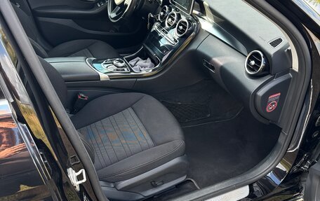 Mercedes-Benz C-Класс, 2015 год, 1 850 000 рублей, 10 фотография