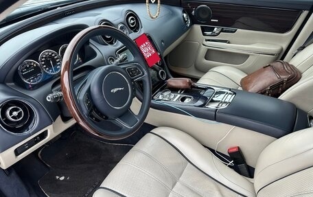 Jaguar XJ IV (X351), 2010 год, 2 250 000 рублей, 9 фотография