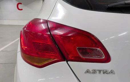 Opel Astra J, 2013 год, 660 000 рублей, 9 фотография