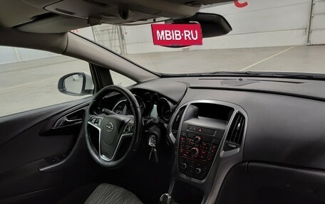 Opel Astra J, 2013 год, 660 000 рублей, 11 фотография