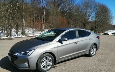 Hyundai Elantra VI рестайлинг, 2019 год, 1 430 000 рублей, 12 фотография