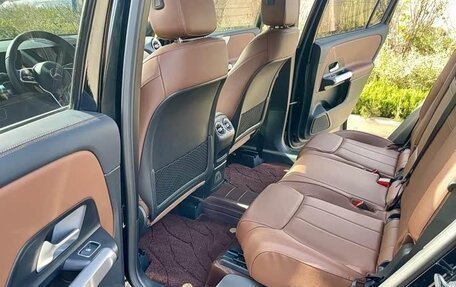 Mercedes-Benz GLB, 2022 год, 2 490 000 рублей, 14 фотография