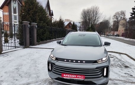 CheryExeed TXL, 2022 год, 2 399 000 рублей, 2 фотография