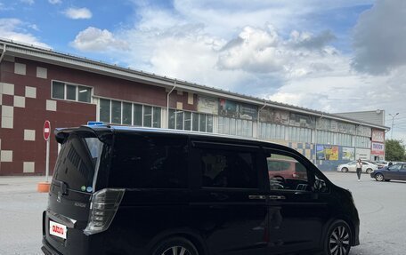 Honda Stepwgn IV, 2012 год, 1 690 000 рублей, 2 фотография