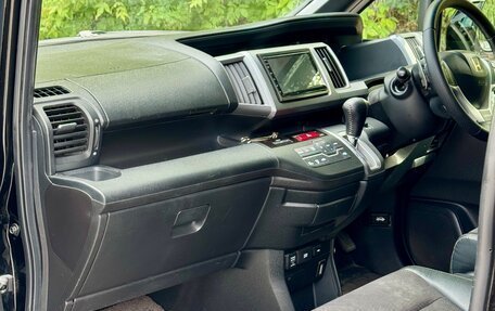 Honda Stepwgn IV, 2012 год, 1 690 000 рублей, 13 фотография