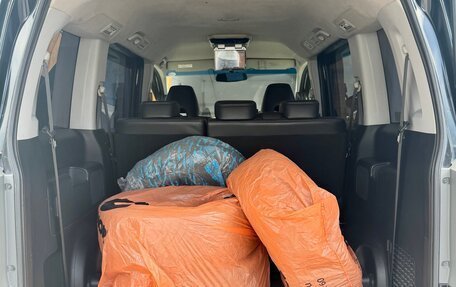 Honda Stepwgn IV, 2012 год, 1 690 000 рублей, 18 фотография