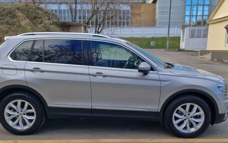 Volkswagen Tiguan II, 2020 год, 3 200 000 рублей, 7 фотография