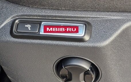 Volkswagen Tiguan II, 2020 год, 3 200 000 рублей, 24 фотография