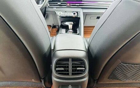 Hyundai Elantra, 2022 год, 1 650 000 рублей, 9 фотография