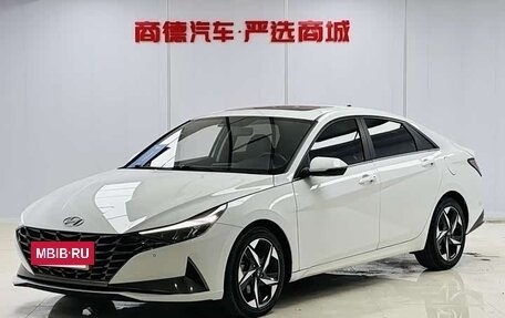 Hyundai Elantra, 2022 год, 1 650 000 рублей, 2 фотография