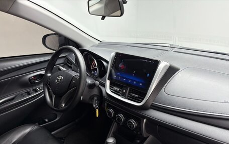 Toyota Yaris XP150 рестайлинг, 2022 год, 1 420 000 рублей, 6 фотография