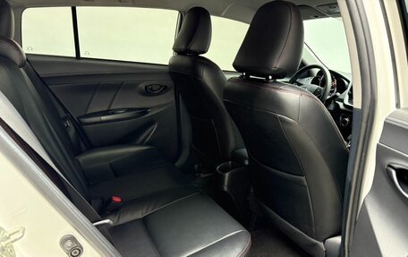 Toyota Yaris XP150 рестайлинг, 2022 год, 1 420 000 рублей, 15 фотография