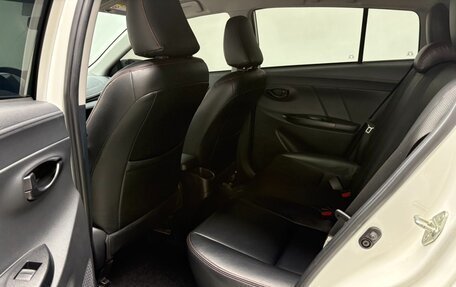 Toyota Yaris XP150 рестайлинг, 2022 год, 1 420 000 рублей, 17 фотография