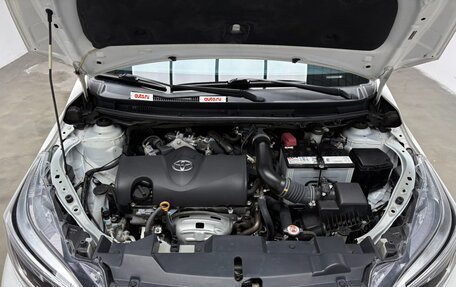 Toyota Yaris XP150 рестайлинг, 2022 год, 1 420 000 рублей, 24 фотография