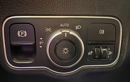 Mercedes-Benz GLB, 2021 год, 2 120 000 рублей, 11 фотография